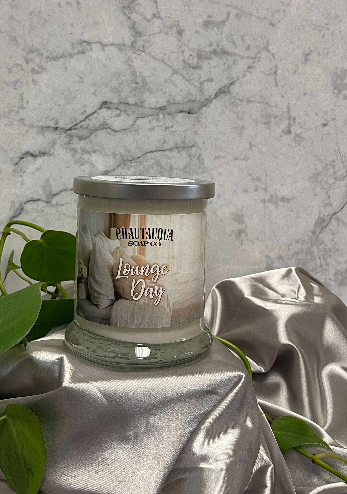 Lounge Day Wood Wick Candle